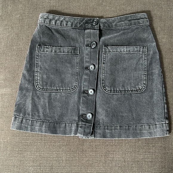 We The Free Super High Rise Black Denim Skirt Size 26

CA959CA - Picture 3 of 6